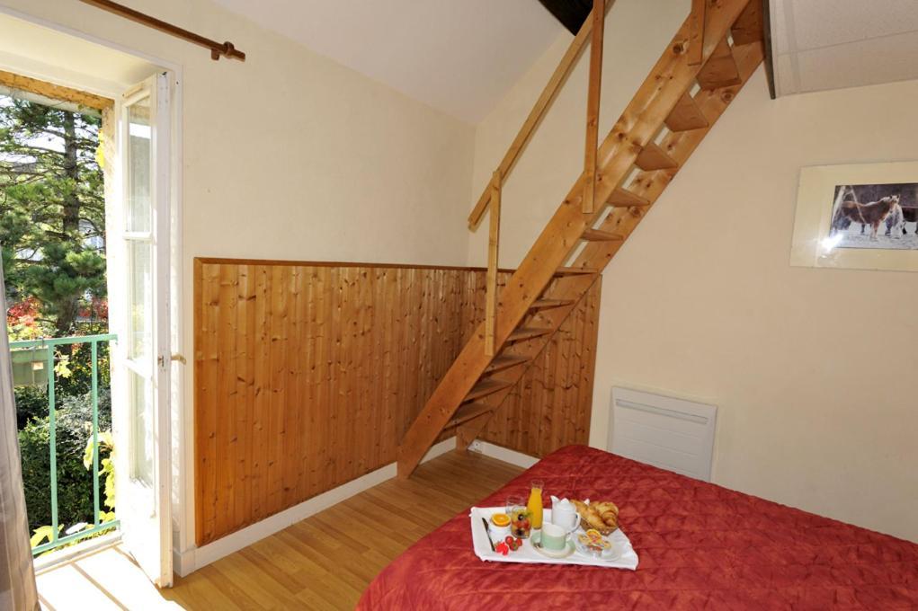 Hotel Le Compostelle Vézelay Zimmer foto